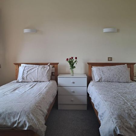 Teach Hudi Beag Bed & Breakfast บันเบก ภายนอก รูปภาพ